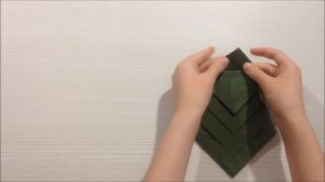 КАК СЛОЖИТЬ САЛФЕТКУ ЕЛОЧКОЙ ДЛЯ НОВОГОДНЕГО СТОЛА