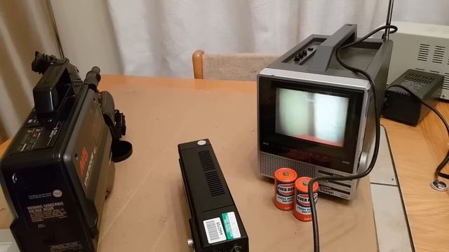 A quick look at the Panasonic NV M5 Video Camera смотреть онлайн