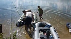 Отчалили, протоки в Разнежье.