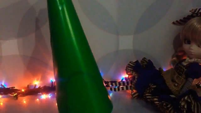 Как сделать ёлку для кукол ? смотреть онлайн