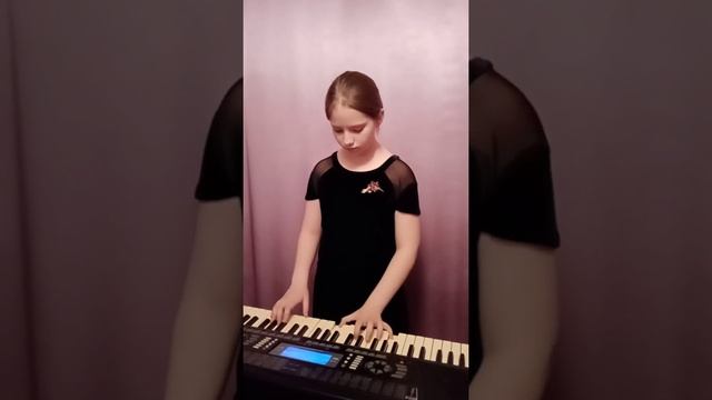Филиппова Екатерина исполняет произведение П.И.Чайковского "Болезнь куклы"