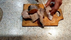 КОТЛЕТЫ ИЗ ЩУКИ С САЛОМ-КАБАЧКОМ И С КРАСНЫМ ПЕРЦЕМ. СТАРИННЫЙ РЕЦЕПТ.