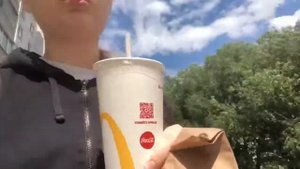 КАК БЕСПЛАТНО ПОЕСТЬ В МАКДОНАЛДСЕ? КАК ПРОЖИТЬ НА 0 РУБЛЕЙ