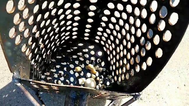 Подводный поиск на мусорном пляже. Попалась электроника смотреть онлайн