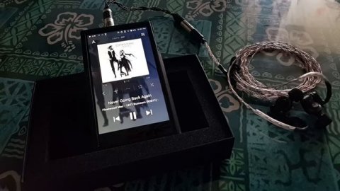 Astell & Kern (A&futura SE100) Pre-review