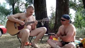 Гитара и шейкер, пляжный блюз на Днепре.Лето 2009