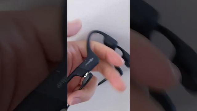 Aftershokz Aeropex Glitch 1