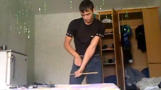 Упражнение для развития гибкости рук