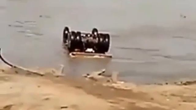 Утопил четыре самосвала смотреть онлайн