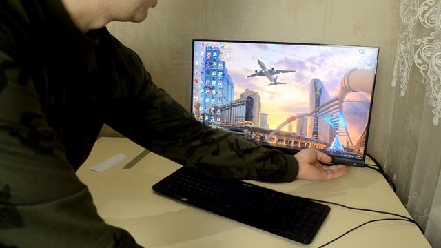 Распаковка и обзор Full HD IPS монитора от Asus 24" с частотой 75Нz для офиса смотреть онлайн