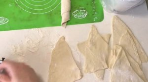 КРУАСАНЫ С ШОКОЛАДНЫМ КРЕМОМ