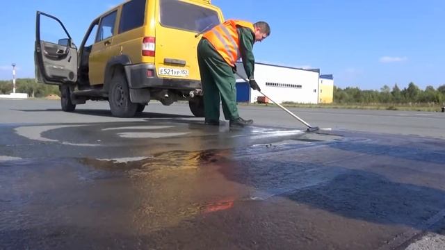 Пропитка для асфальтобетона, убираем шелушение.