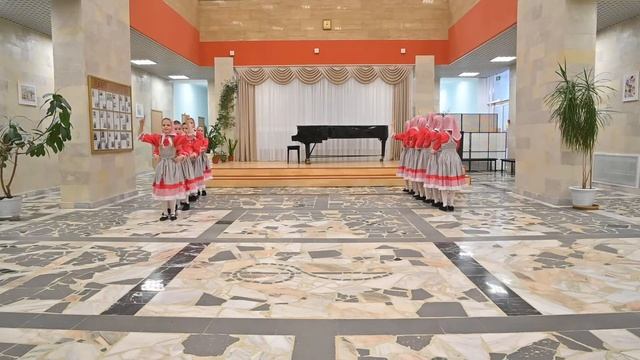 МБУДО "ДШИ им. С.Д.Сурмилло", Хореографический ансамбль "Росинка" смотреть онлайн