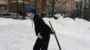 Упражнения с палкой # 17 _ прямая и обратная восьмерки с перехватом спереди _