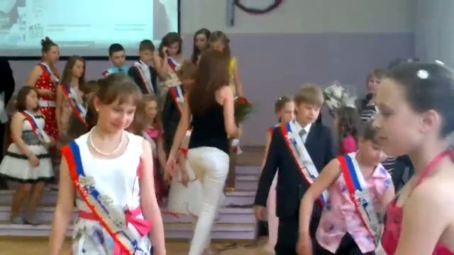 Цветы для любимой учительницы смотреть онлайн