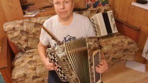 Сравнение звучания недорогих баянов от 3000 руб.