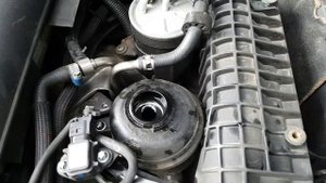 W211 Снимаем насос ГУР Мерседес 2.7cdi часть 1