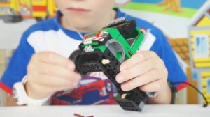 Игры для мальчиков. Собираем конструктор Лего.