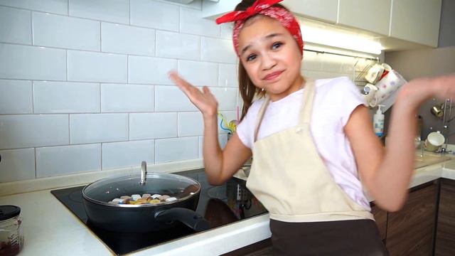 Сладкая пицца от Софи Шайн! Делаю любимые сладости еще вкуснее 🎂