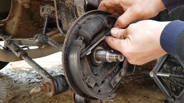Замена ступицы и не только. Kia Spektra