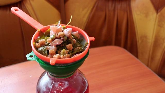 Мохито малиновый. Алкогольный мохито с малиной очень вкусный напиток. смотреть онлайн