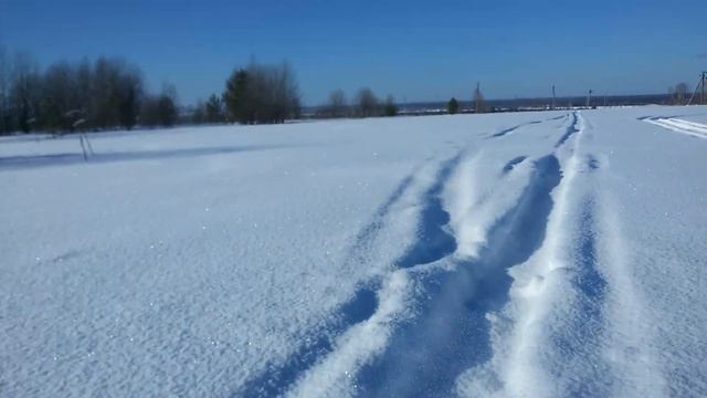 Снегоход YAMAHA VENTYRE 500 смотреть онлайн