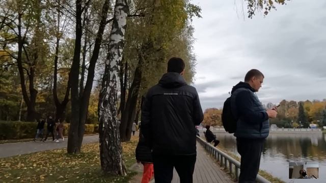 "Дядя, купи Валентинку" - молил паренек банкира, а посмотрев, что внутри, богач не поверил глазам смотреть онлайн