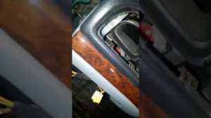 снятие торпеды пежо 406