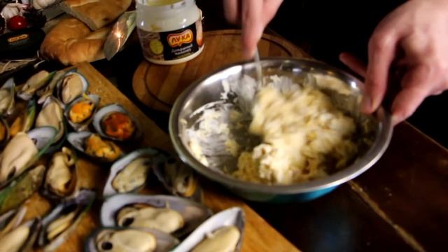 ТМ ЛуКа Правильные соусы: МИДИИ НА ГРИЛЕ С ДОМАШНИМ МАЙОНЕЗОМ И СЫРОМ смотреть онлайн