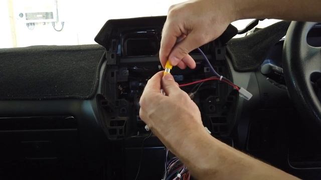 Toyota Prado Head Unit Install 2014 - 2017 - Vhedia Head Unit смотреть онлайн