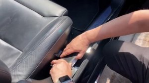 Как снять накладку порога TESLA MODEL S