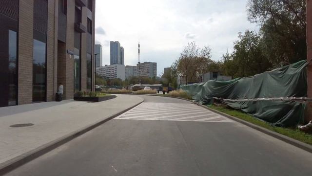 Moscow walks. Observation deck, residential quarter "Present", Moscow courtyards. смотреть онлайн
