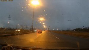 Перевернутые резинки дворников. Спустя два месяца.