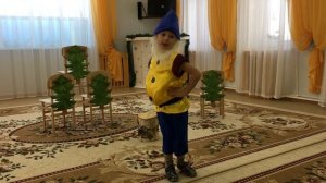 Песня "Пёстрый колпачок" сл. Н.Соловьёвой, муз. Г.Струве