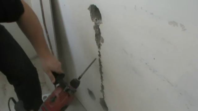 штробление стен перфоратором.mp4 смотреть онлайн