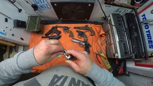 Обзор горы НАЙДЕННОГО ОРУЖИЯ! | Мои находки на свалке в Германии