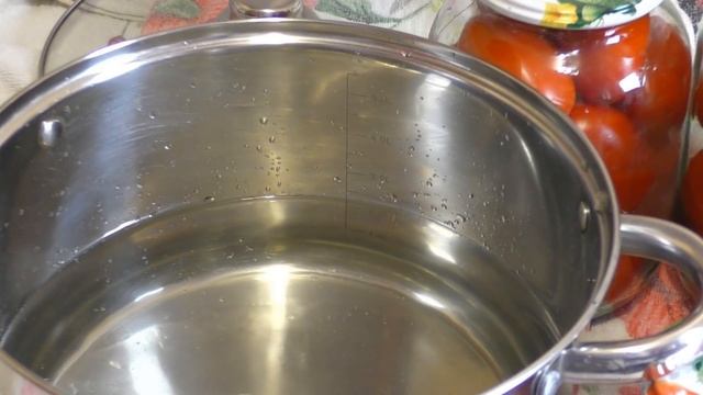 ЭТОТ РЕЦЕПТ ПОКОРИЛ ВСЕХ ПРОСТОТОЙ И ВКУСОМ! БЕЗ ЗЕЛЕНИ И ПРЯНОСТЕЙ, ОЧЕНЬ ВКУСНЫЕ ПОМИДОРЫ НА ЗИМУ
