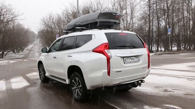 Держим уровень подвески с 6-ю людьми в салоне и прицепом на Mitsubishi Pajero Sport | BlackStone