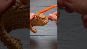 Сумка, чехол для телефона из рафии. Ажурный узор из рафии крючком