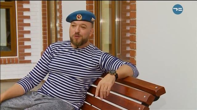 ЗНАКОМЬТЕСЬ, ДЕСАНТНИК! смотреть онлайн