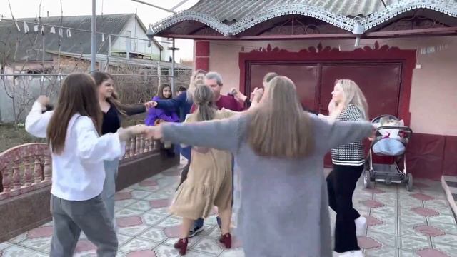 (с.Тея) Самой нежной, любимой, родной! Маме Нине в день ее рождения! От милых дочерей!!!(23.02.22г. смотреть онлайн