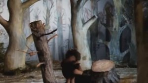 Малиновка и медведь задом наперед