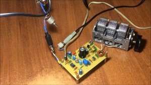 Регенеративный приемник F5LVG на диапазоне 3 МГц.