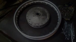 САМОДЕЛЬНЫЕ СПИЦЫ НА 21 КОЛЕСО, РЕМОНТ И ЗАСПИЦОВКА КОЛЁС мотоцикла УРАЛ эндуро. URAL HOPTOAD.