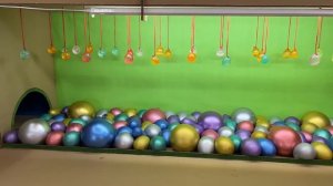 ДОМ ТЮРЬМА из картона для кошки 3 🐈 . ПОБЕГ из тюрьмы через ЛАБИРИНТ