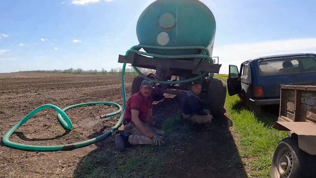 ||ДЕНЬ 63|| Рапс 2021. Расширение продолжается. Знакомство с агрономом. Сильно покусали пчёлы. смотреть онлайн