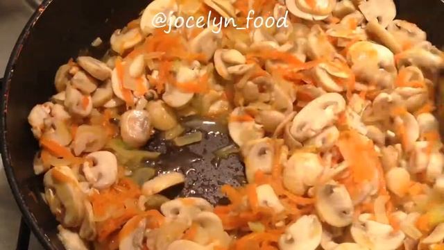 Грибной суп из шампиньонов: рецепт от Foodman.club смотреть онлайн