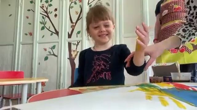 Подарок эколятам от младшей группы Карапузики смотреть онлайн