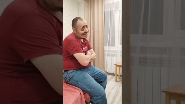 СОЧИНЯЕТ ДУШЕВНЫЕ СТИХИ, ПОСЛЕ СТАКАНА👍😂