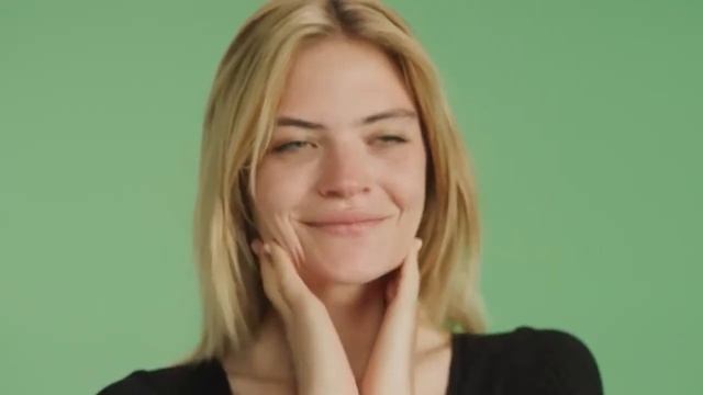 Erborian СС Red Correct Cream SPF25 - Корректирующий СС-крем для лица смотреть онлайн